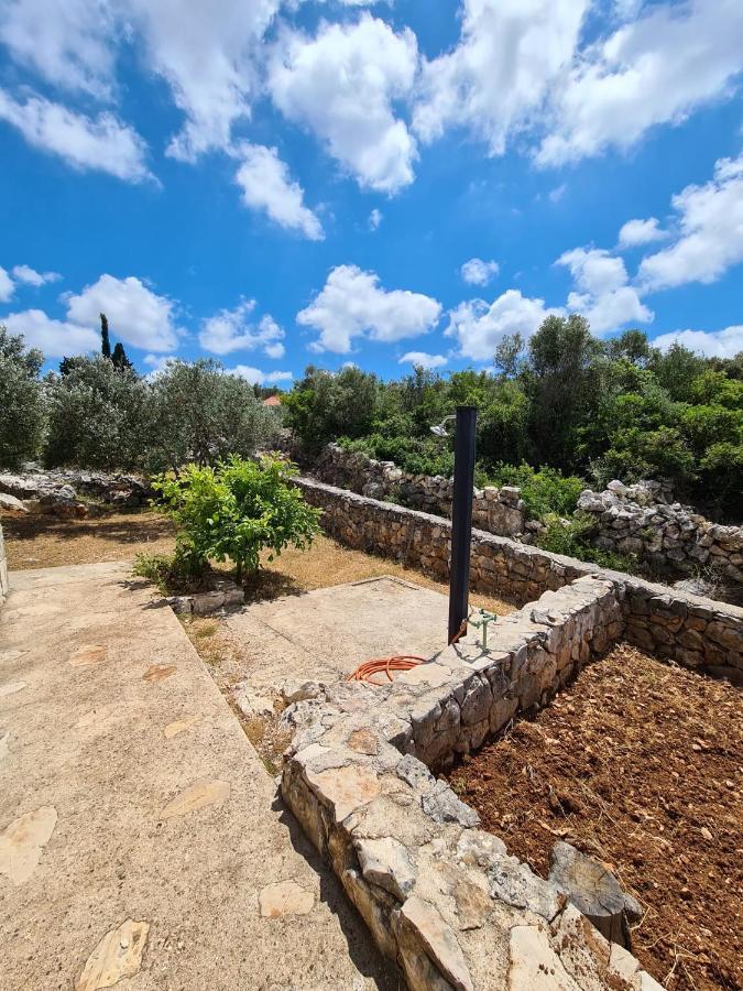 Kuca Za Odmor Buba, Otok Zut Villa Pristanisce Exterior photo