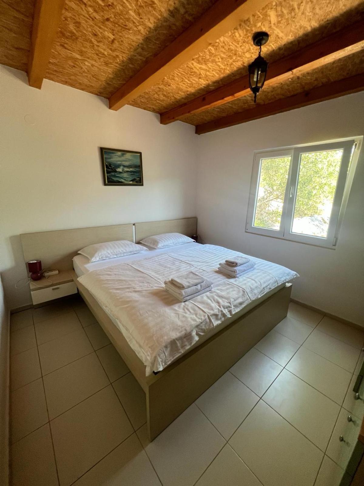 Kuca Za Odmor Buba, Otok Zut Villa Pristanisce Exterior photo